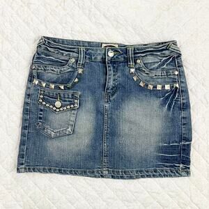 【WONDER WONDER】Sleven Y2K Vintage Studded Mini Denim Skirt Slaven Y2K Vintage Stud Mini Denim Skirt - WONDER WONDER